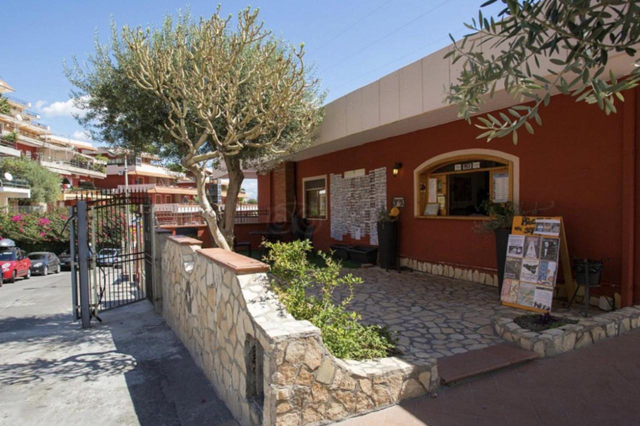 Hotiday Village Letojanni Taormina エクステリア 写真